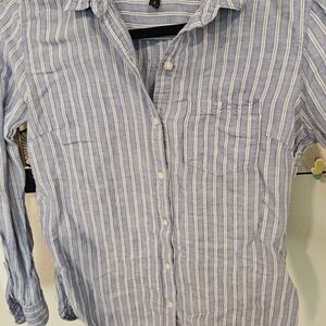 Banana Republic Blue and White Striped Button Down Shirt